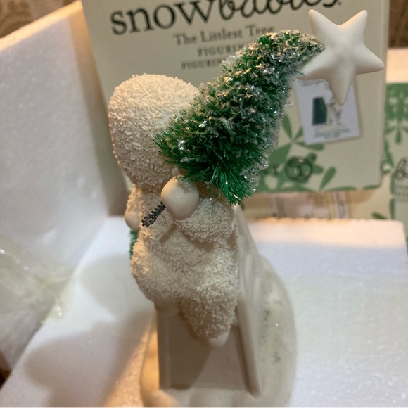Department 56 Snow Babies “The Littlest Tree” Porcelain Figurine. New in box. - Picture 4 of 10